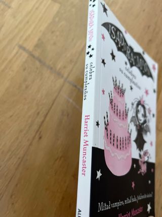 Isadora Moon celebra su cumpleaños / Isadora Mo...