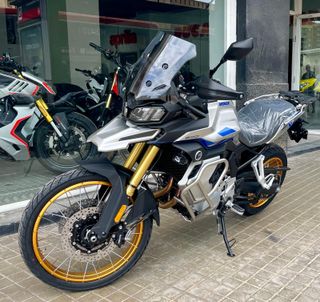 VOGE 900 DSX SEGURO GRATIS Y 5 AÑOS GARANTIA