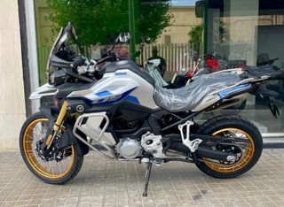 VOGE 900 DSX SEGURO GRATIS Y 5 AÑOS GARANTIA