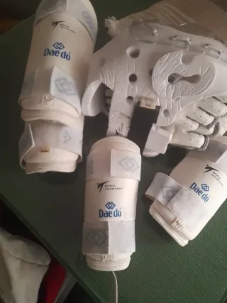 Equipamiento Taekwondo Daedo