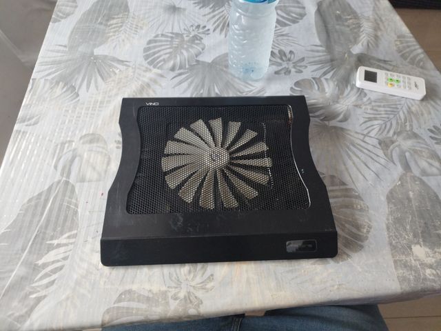 Base refrigeradora portátil para portátil