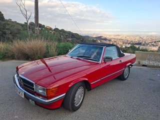 Mercedes-Benz  SL 560