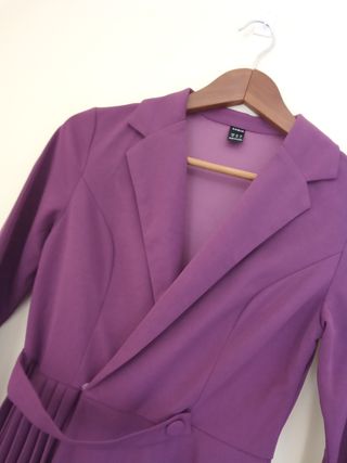 Vestido cruzado SHEIN morado manga larga