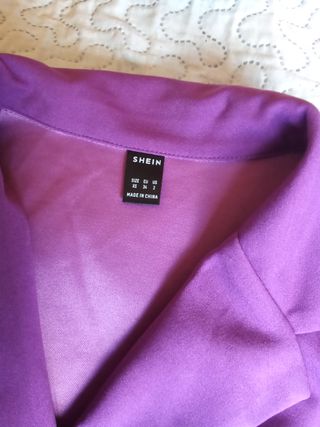 Vestido cruzado SHEIN morado manga larga
