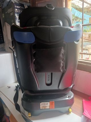 Asiento de coche para niño