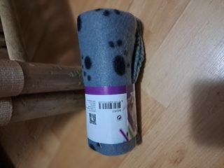 Manta para perro con huellas
