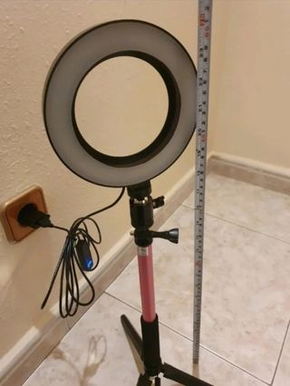 Aro de Luz LED con Trípode Ajustable