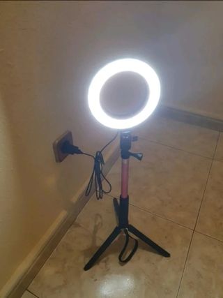 Aro de Luz LED con Trípode Ajustable