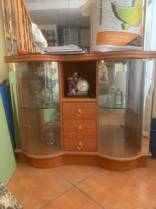 Mueble recibidor madera y cristal