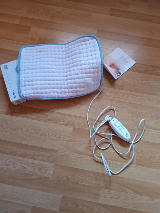 Almohadilla eléctrica con control