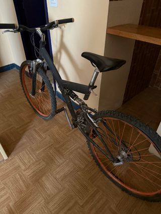 Bicicleta de Montaña Negra