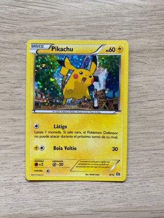 Carta Pokémon Pikachu Básico Holográfico