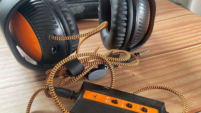 Lote Accesorios Gaming: Ratón, Joystick, Cascos