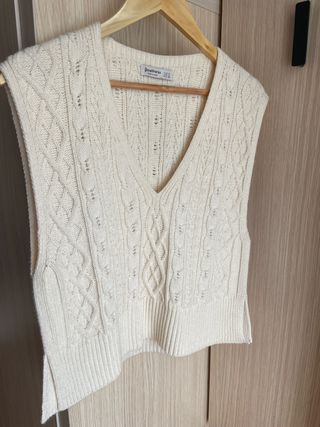 Chaleco Stradivarius Ochos Beige Talla S