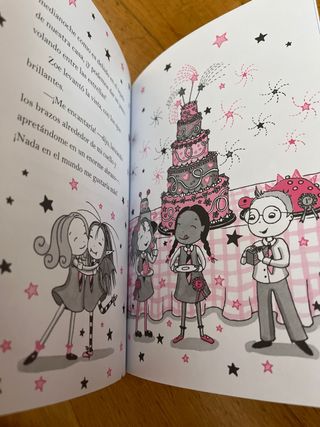 Isadora Moon va a una fiesta de pijamas / Isado...