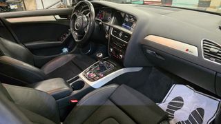 Audi A4 2.0 TDI 150 SLINE GRIS. 