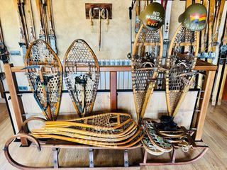 Esquís Militares Antiguos de Madera - Antigüedades