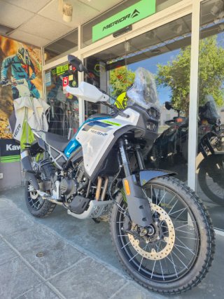 CF Moto 450 MT