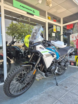 CF Moto 450 MT