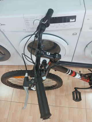 Bicicleta Rockrider Negra