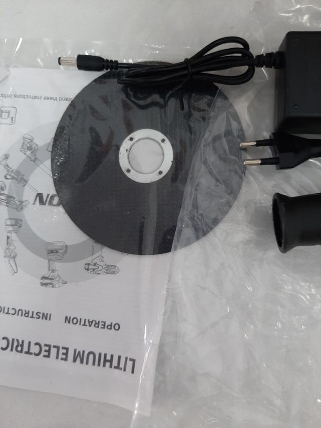 Amoladora Angular Inalámbrica- 2 baterías