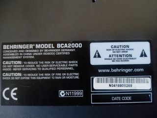 Mesa de Mezclas Behringer BCA2000 Negra