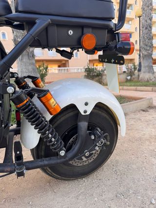 Citycoco Scooter Eléctrica Blanca