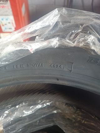 Neumático Bridgestone 150/70R17 69W BATTLAX T32