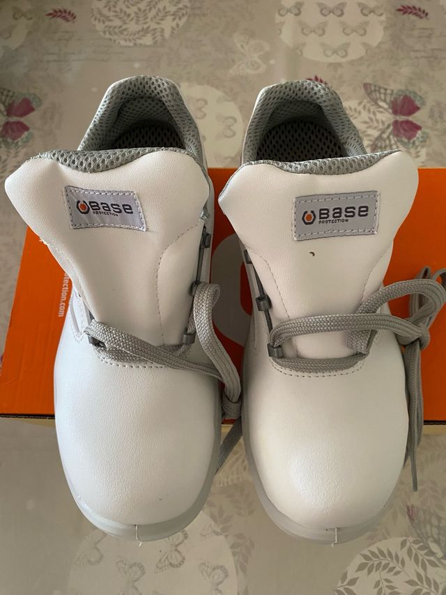 Zapatos de trabajo Base Protection blancos 