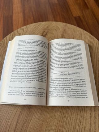 Los hombres son de Marte, las mujeres son de Ve...