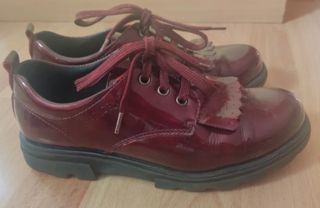 Zapatos Pabloski charol burdeos