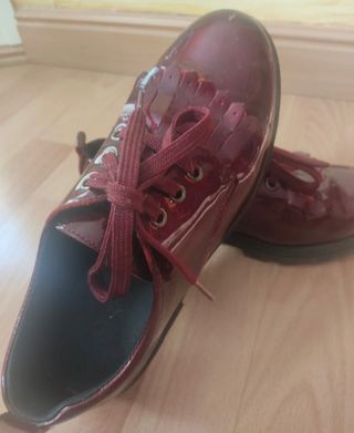 Zapatos Pabloski charol burdeos