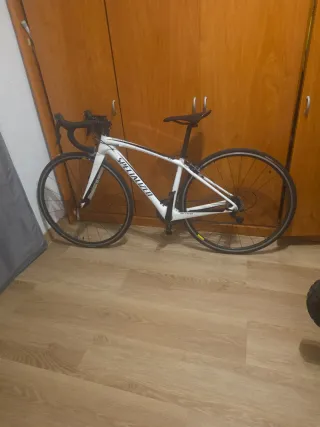 Bicicleta de carretera Specialized "Amira".