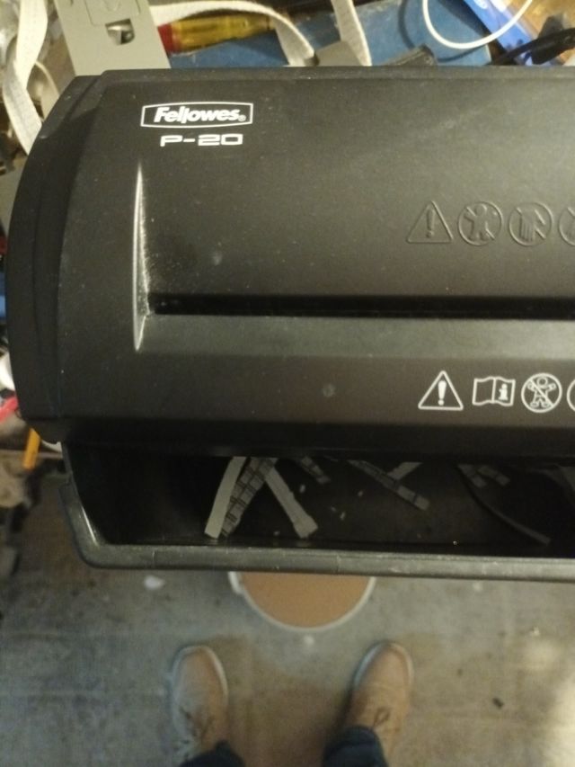 Destructora Fellowes P-20 Papel A4