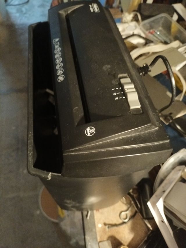 Destructora Fellowes P-20 Papel A4