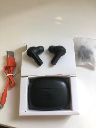 Auriculares JBL Wave Beam Bluetooth Negros