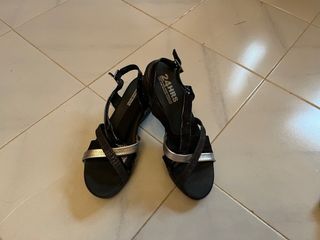 Sandalias 24h Mujer Negro y Plata