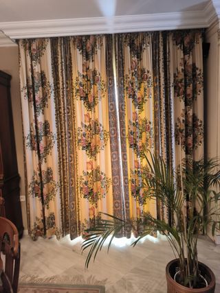 Cortinas Salón Beige y Multicolor