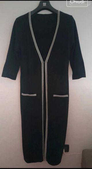 Soprabito lungo donna nero. Taglia unica