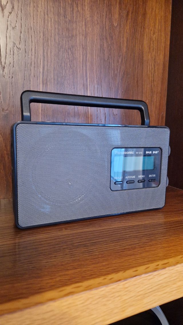 Radio Digital Portátil Panasonic RF-D10