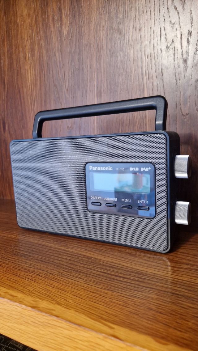 Radio Digital Portátil Panasonic RF-D10