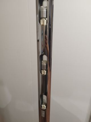 Lámpara de pie moderna plateada