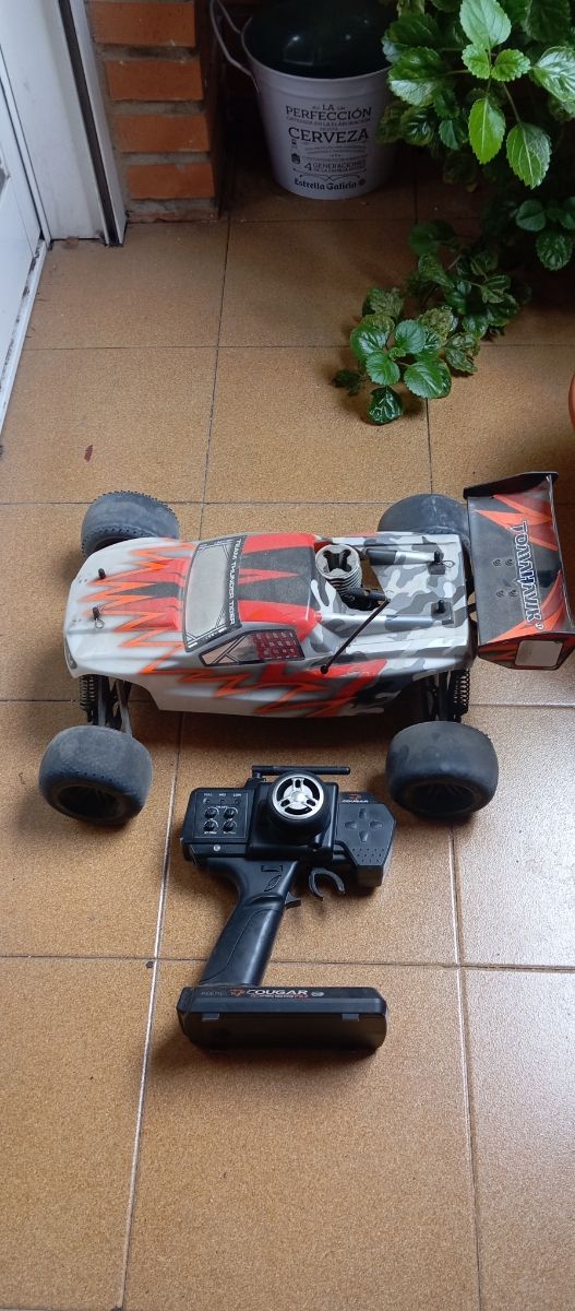 Coche R/C gasolina