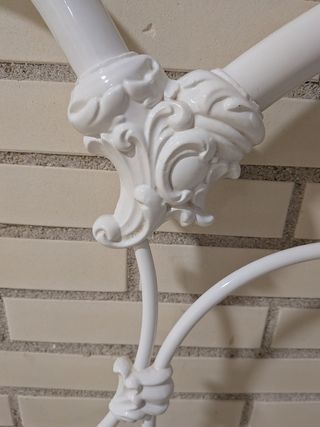 Cabecero de cama doble de metal blanco