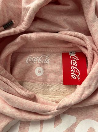 Sudadera rosa con logo Coke