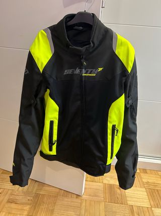 Chaqueta Moto Seventy Degrees Negra y Flúor