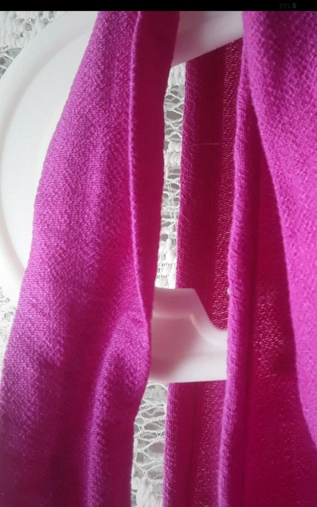 Mono fucsia pata ancha