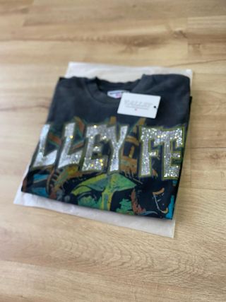 Camiseta Valley Fest con Brillantes
Sin estrenar