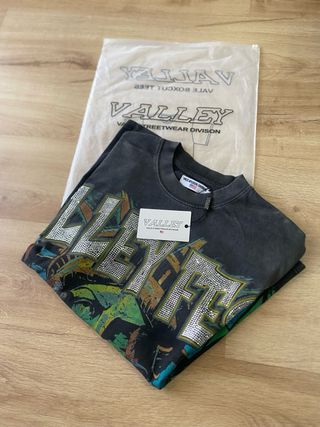 Camiseta Valley Fest con Brillantes
Sin estrenar