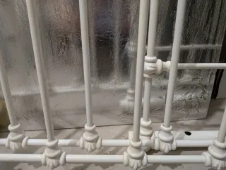 Sofá cama metálico blanco